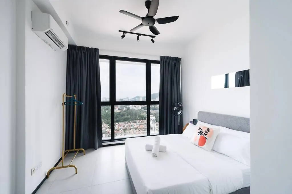 Seaview Infinity Pool 3Br 2Carparks 8Pax Διαμέρισμα Jelutong