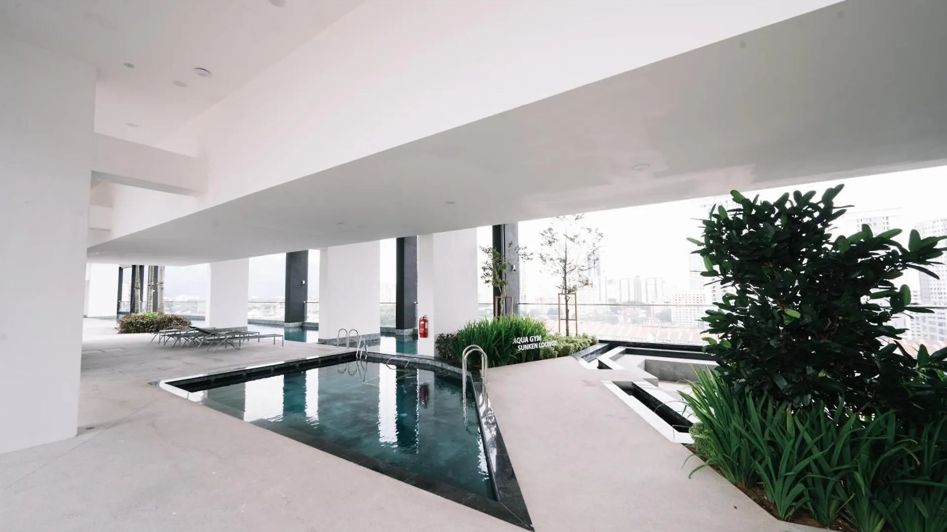 Seaview Infinity Pool 3Br 2Carparks 8Pax Διαμέρισμα Jelutong